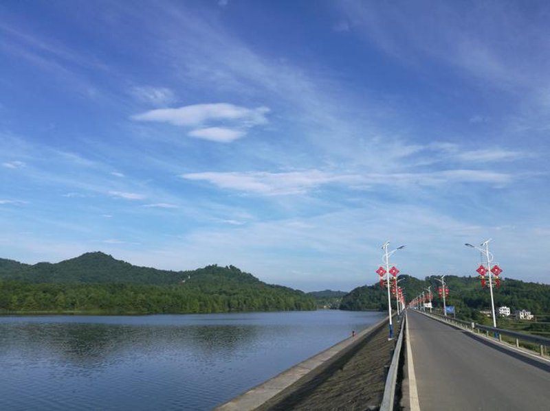 探访五峰水电站：绿色能源的代表